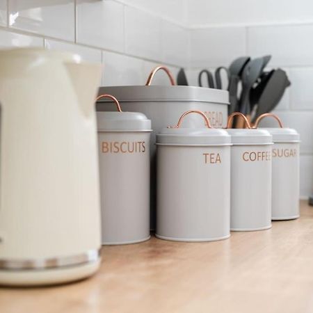 The Telegraph Place 런던 외부 사진
